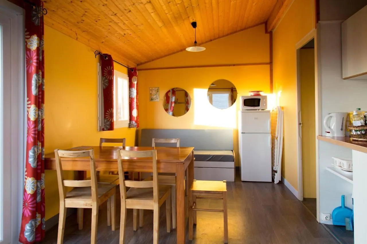 Les Chalets D Hermine Montredon-Labessonnié Apartamento